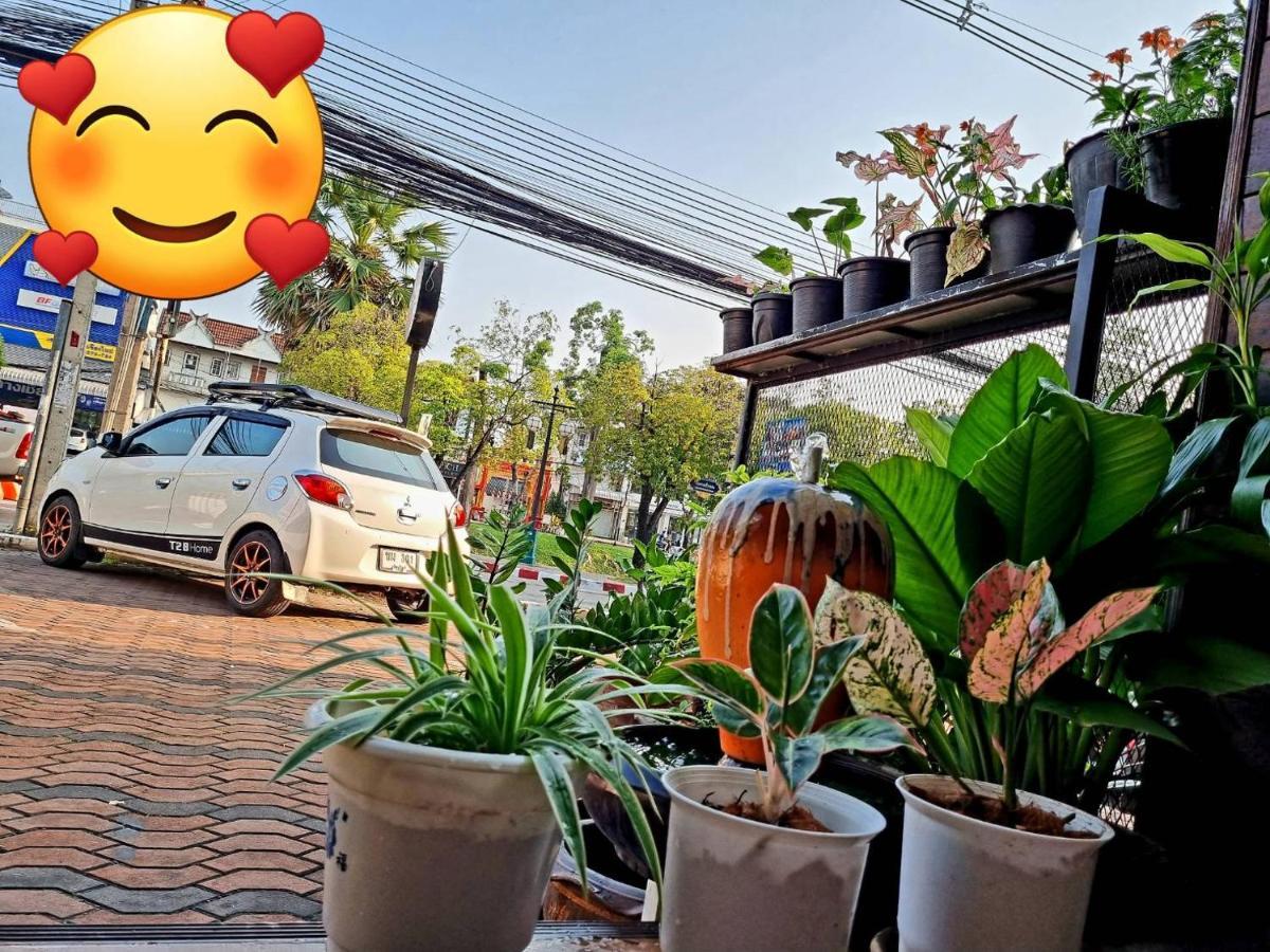 T2B Hostel Chiang Mai Buitenkant foto