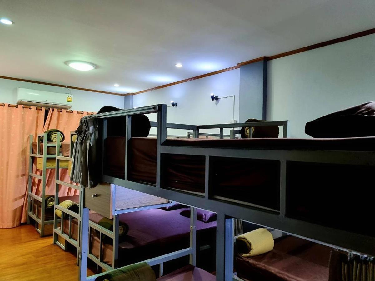 T2B Hostel Chiang Mai Buitenkant foto