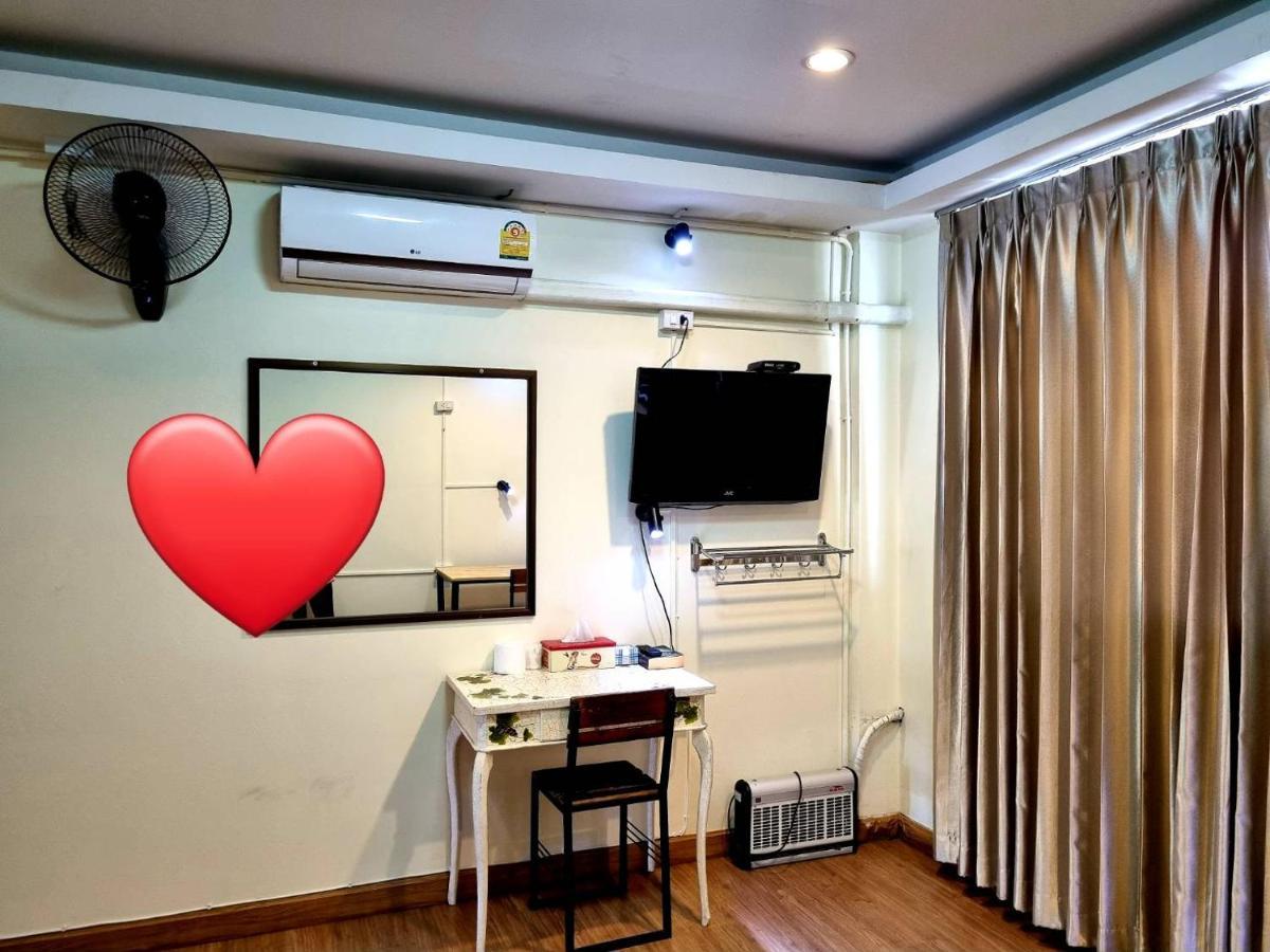 T2B Hostel Chiang Mai Buitenkant foto
