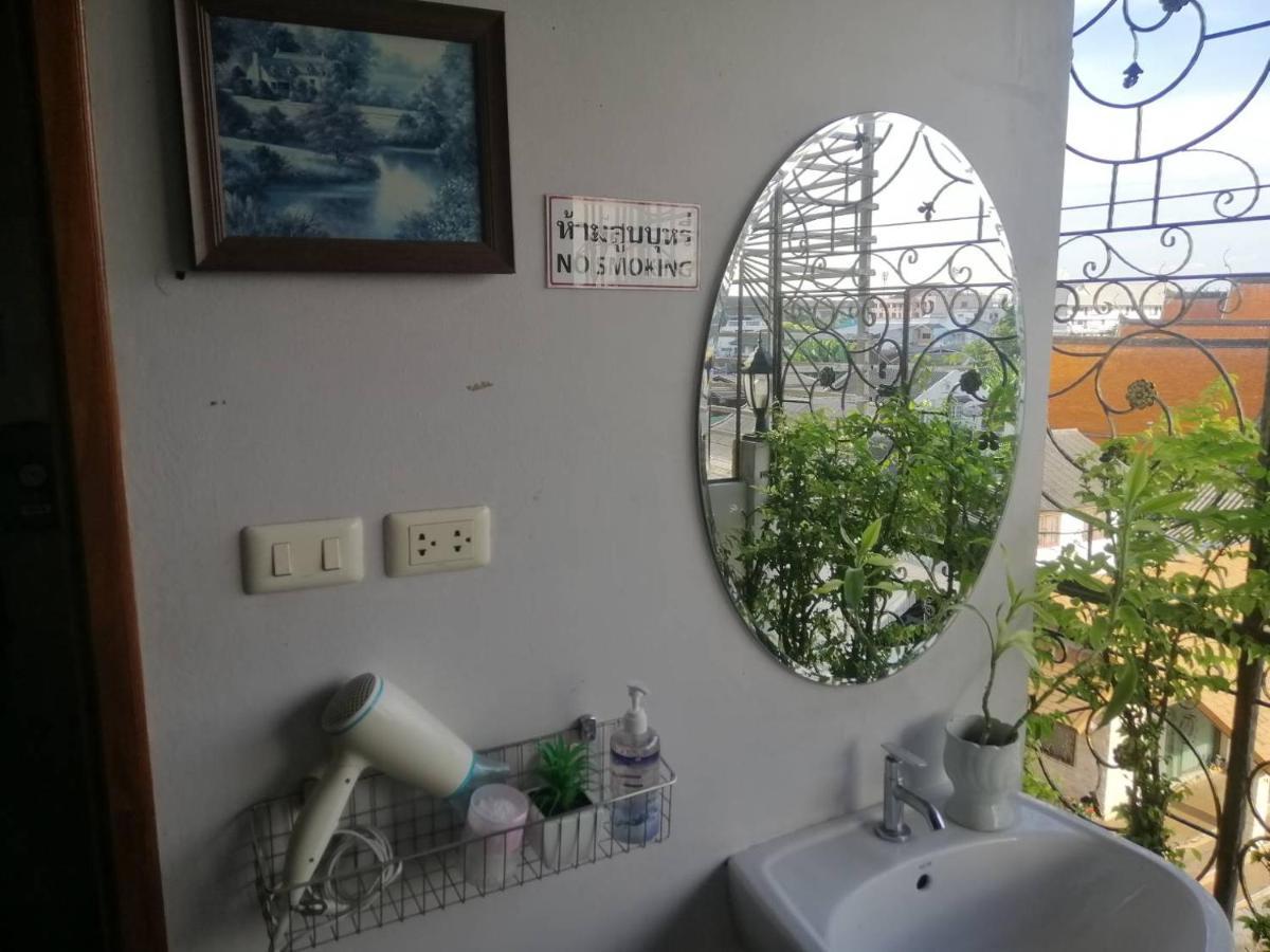 T2B Hostel Chiang Mai Buitenkant foto